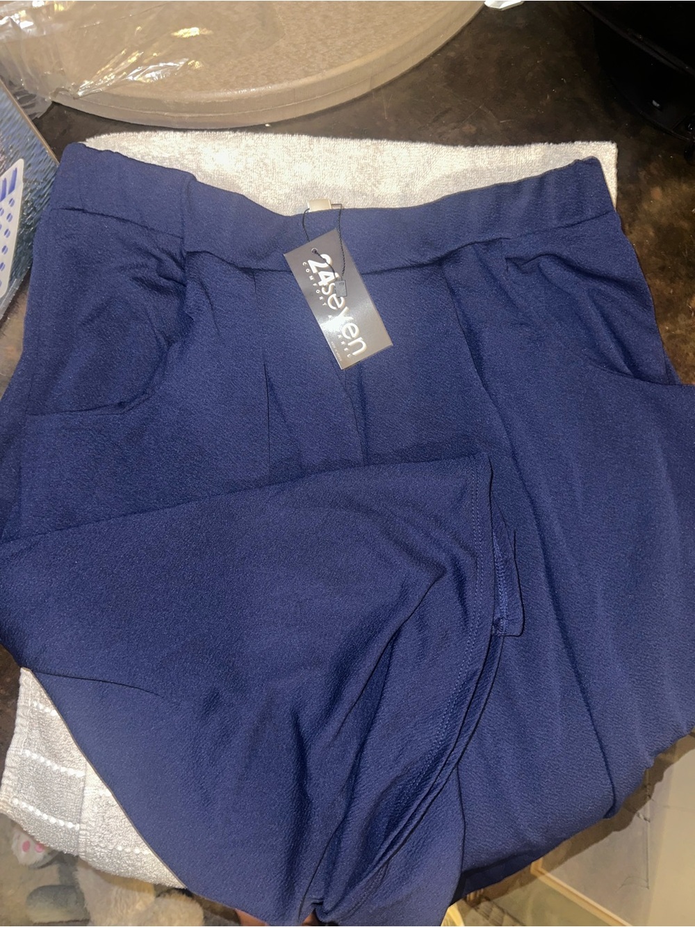 Long Pleated Skirt With Pockets Navy Blue